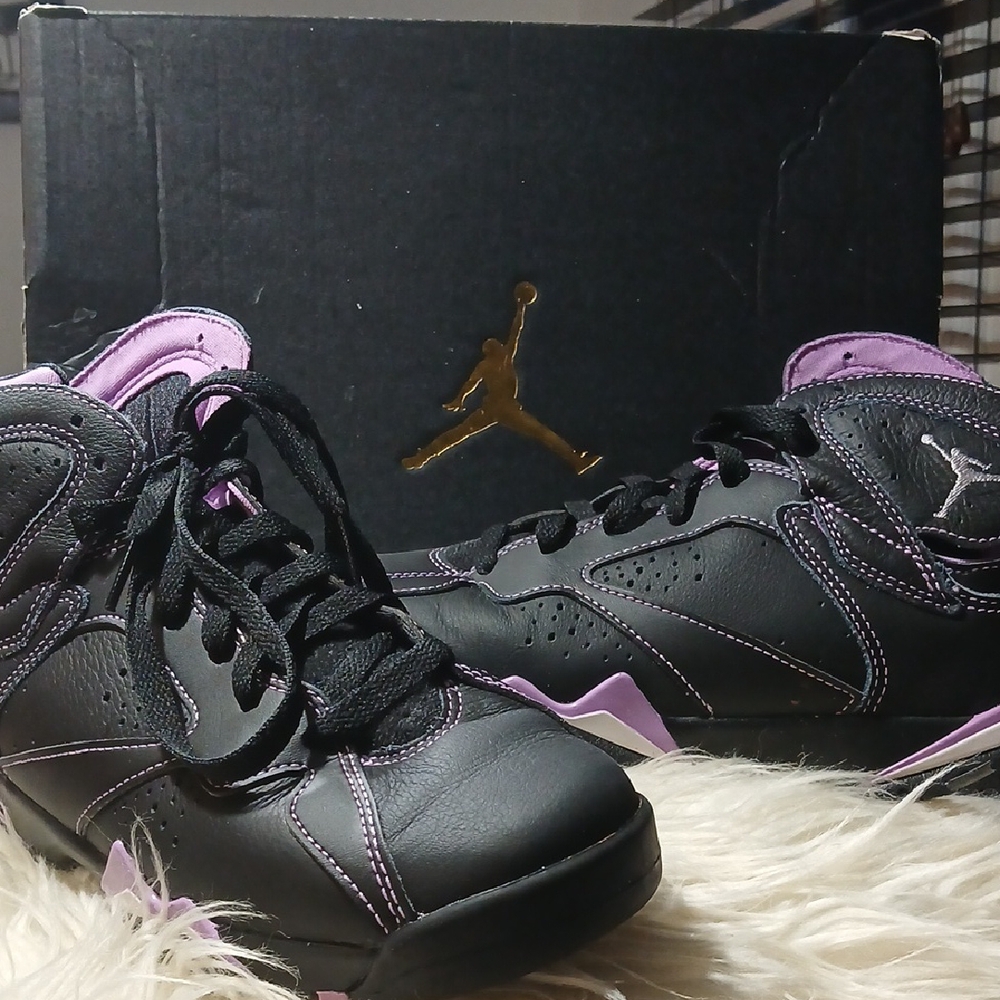 Jordan 7 Retro Black and Grape